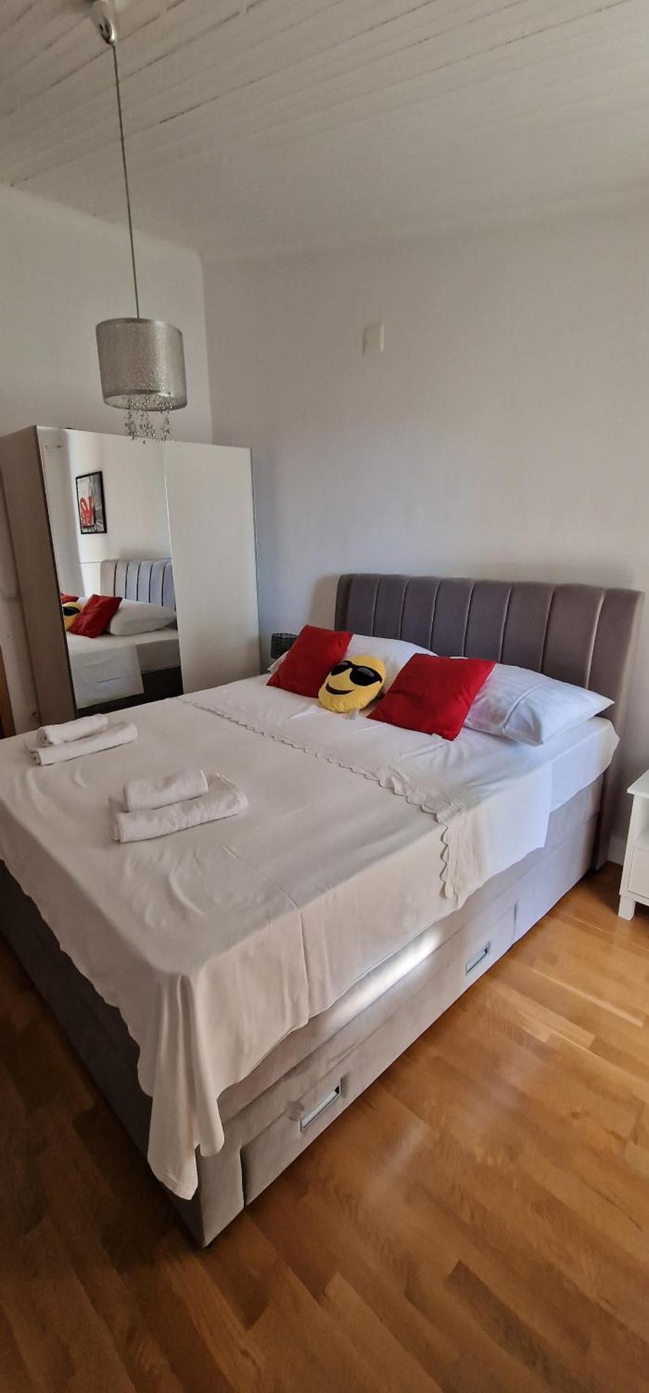 Apartments Anica 2 Makarska Exterior foto