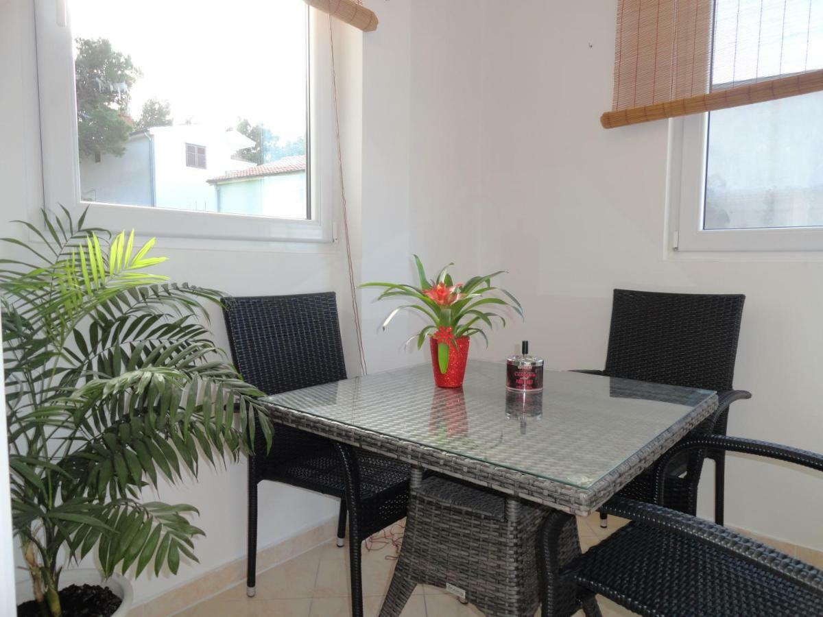 Apartments Anica 2 Makarska Exterior foto
