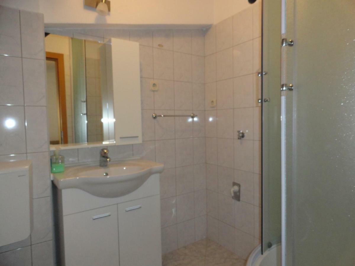 Apartments Anica 2 Makarska Exterior foto